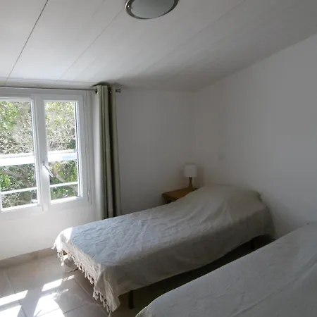 Maison 8 Pers, Proche Et Commerces, - Fr-1-823-84 * 누아르무티에 앙 릴