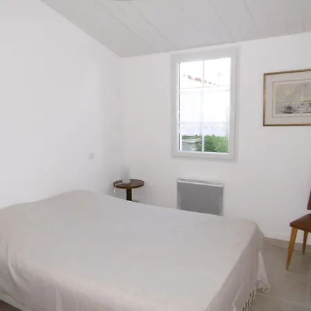 Maison 8 Pers, Proche Et Commerces, - Fr-1-823-84 *